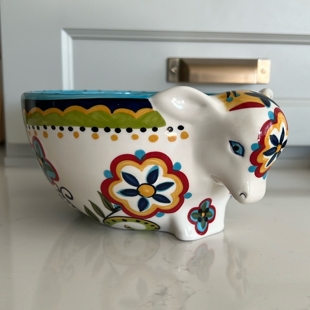 NWOT Espana Bocca Cow Dip Bowl